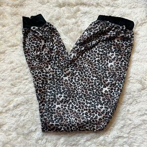 Ekouaer Women's Size Medium Leopard Print Pajama Pants Loungewear NWT